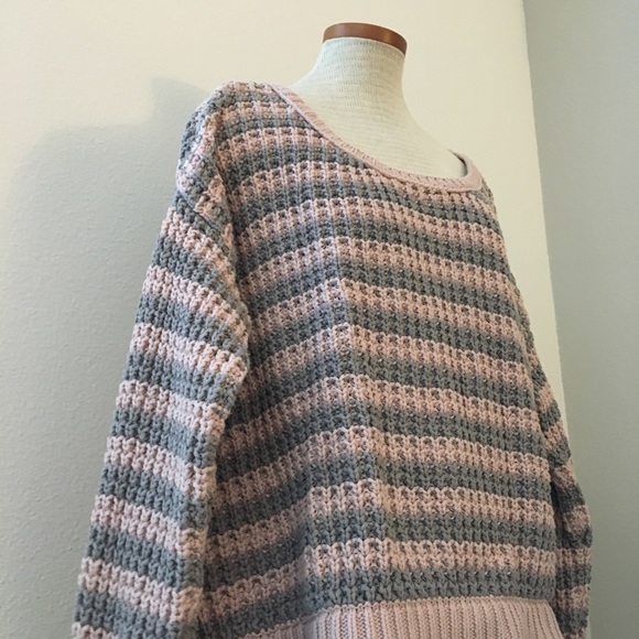 Free People Pink and Grey Chunk Sweater - Picture 3 of 6